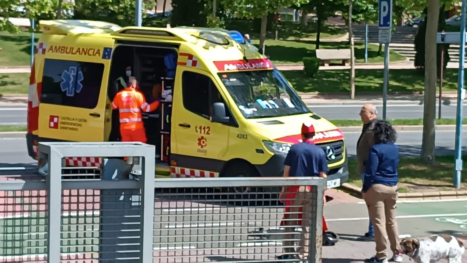 Un turismo atropella a un patinete en Alfonso XI (8).jpeg