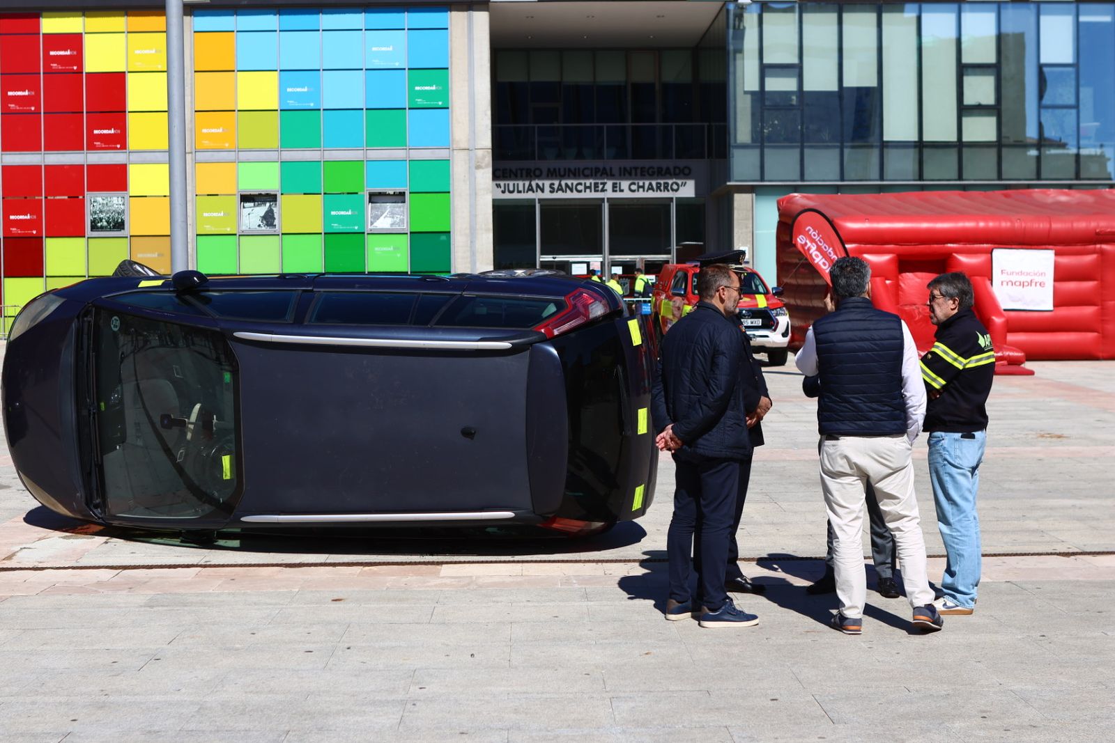 Simulacro de accidente de tráfico en la Plaza de La Concordia