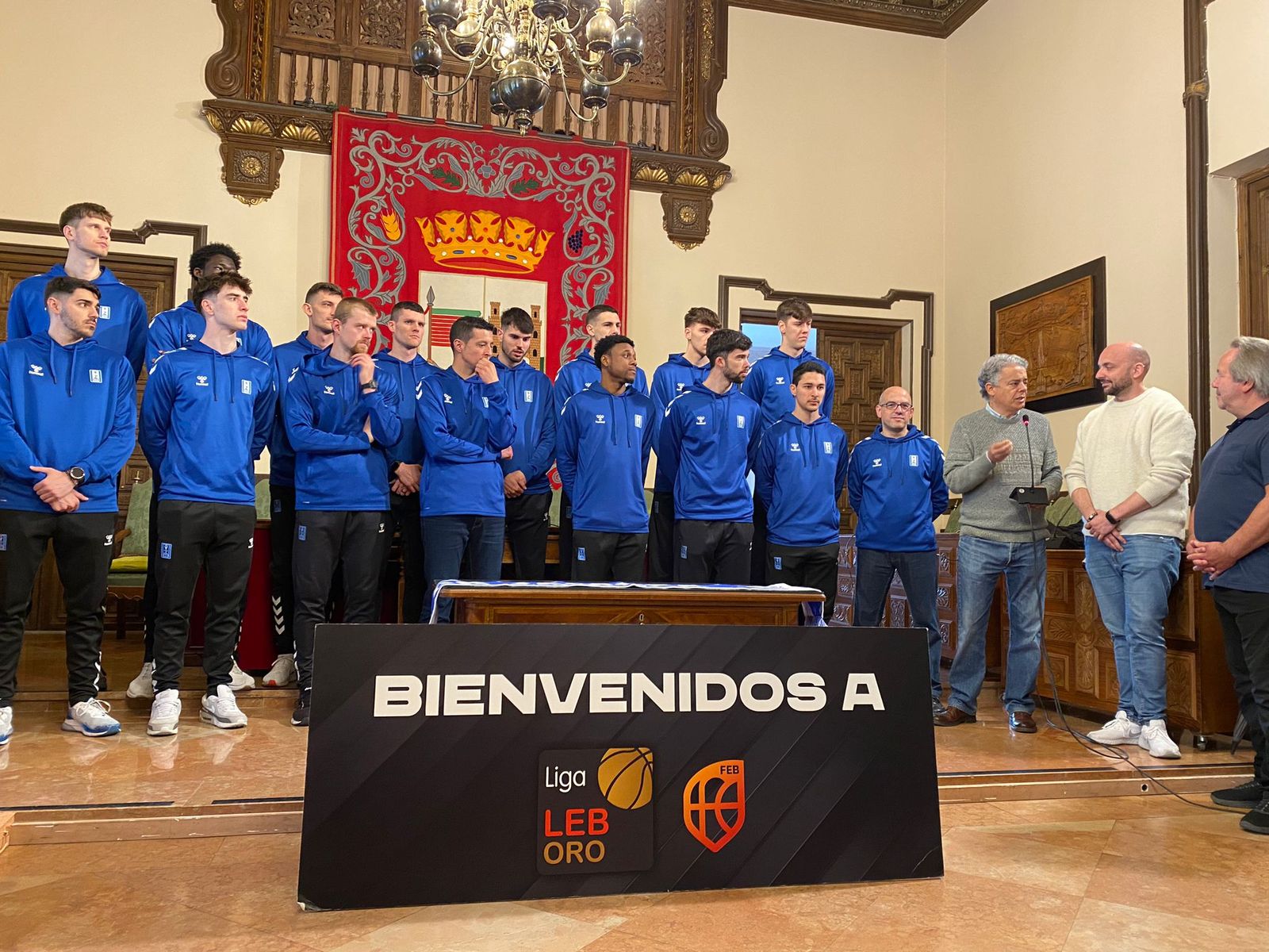 La ciudad se rinde ante un CB Zamora de oro.