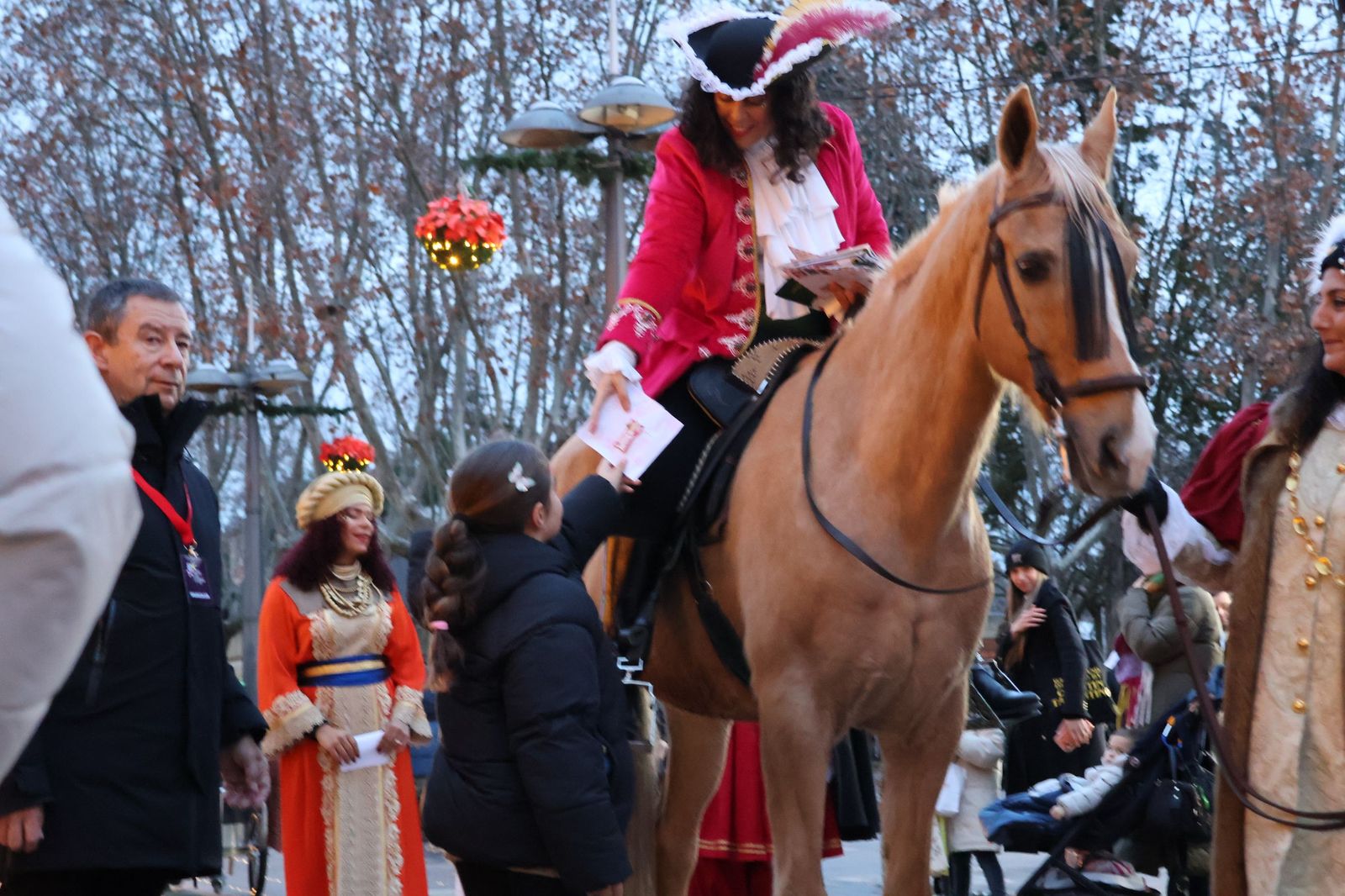 El Cartero de Sus Majestades de Oriente recoge las cartas de los pequeños zamoranos (20).JPG