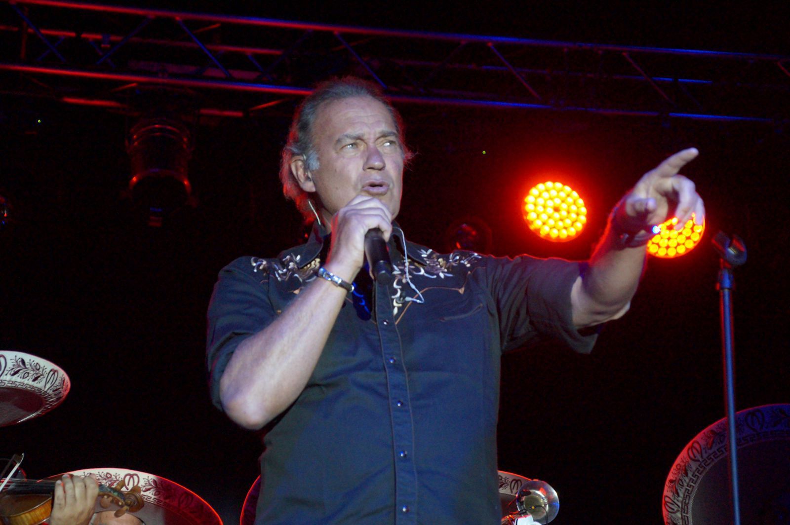 bertin-osborne-en-guijuelo-24