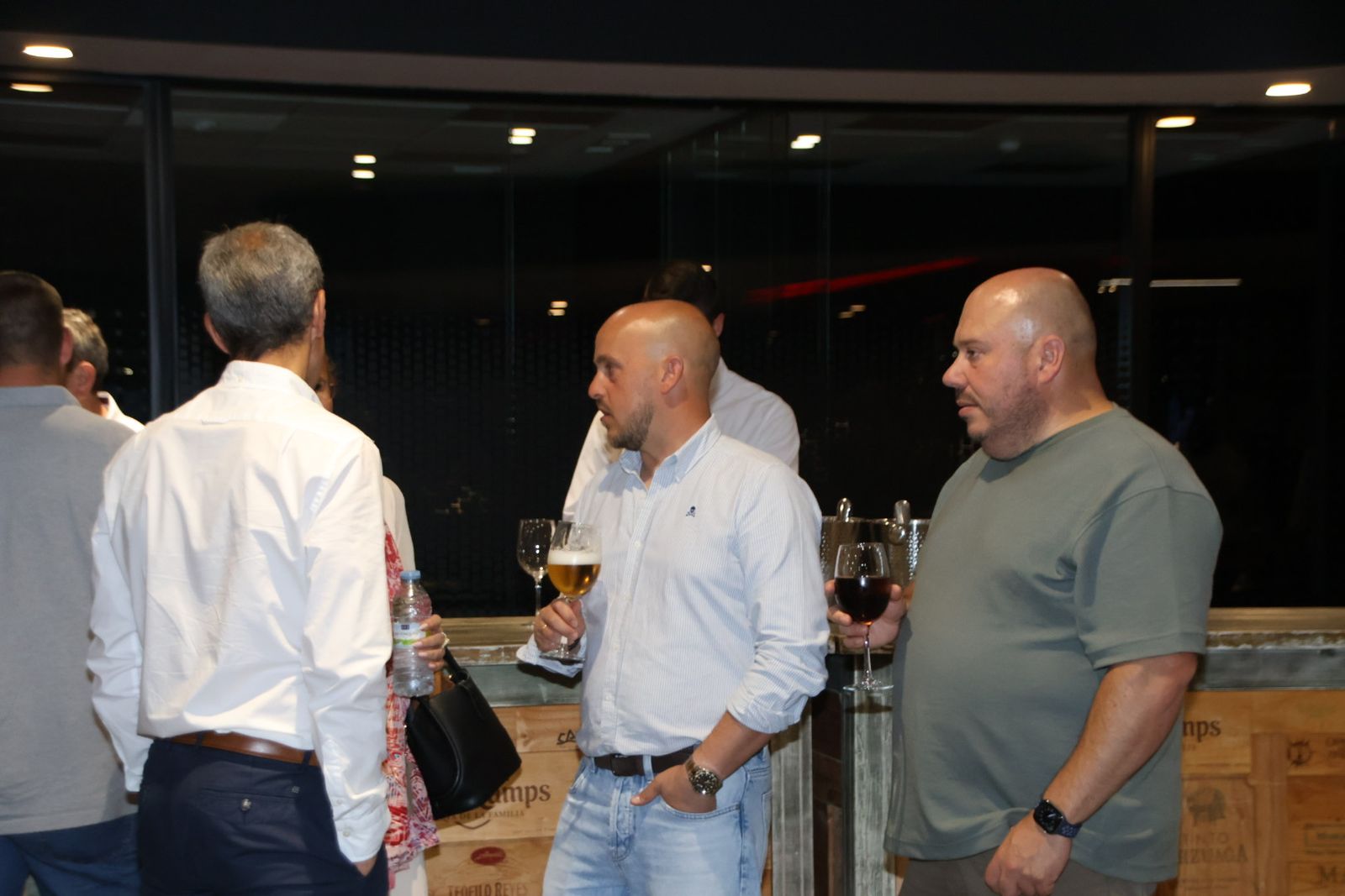 Presentación dos coches en la mercedes