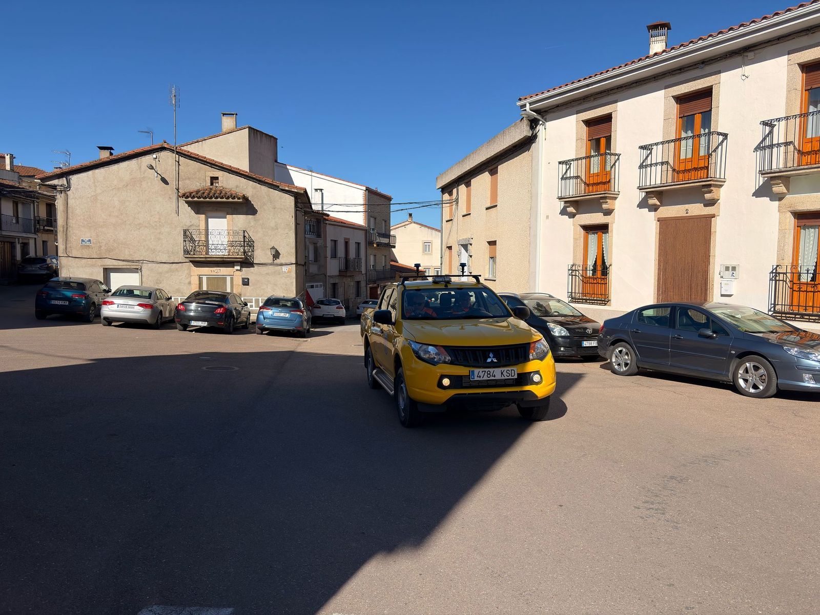 whatsapp-image-2025-03-30-at-11-28-47-4