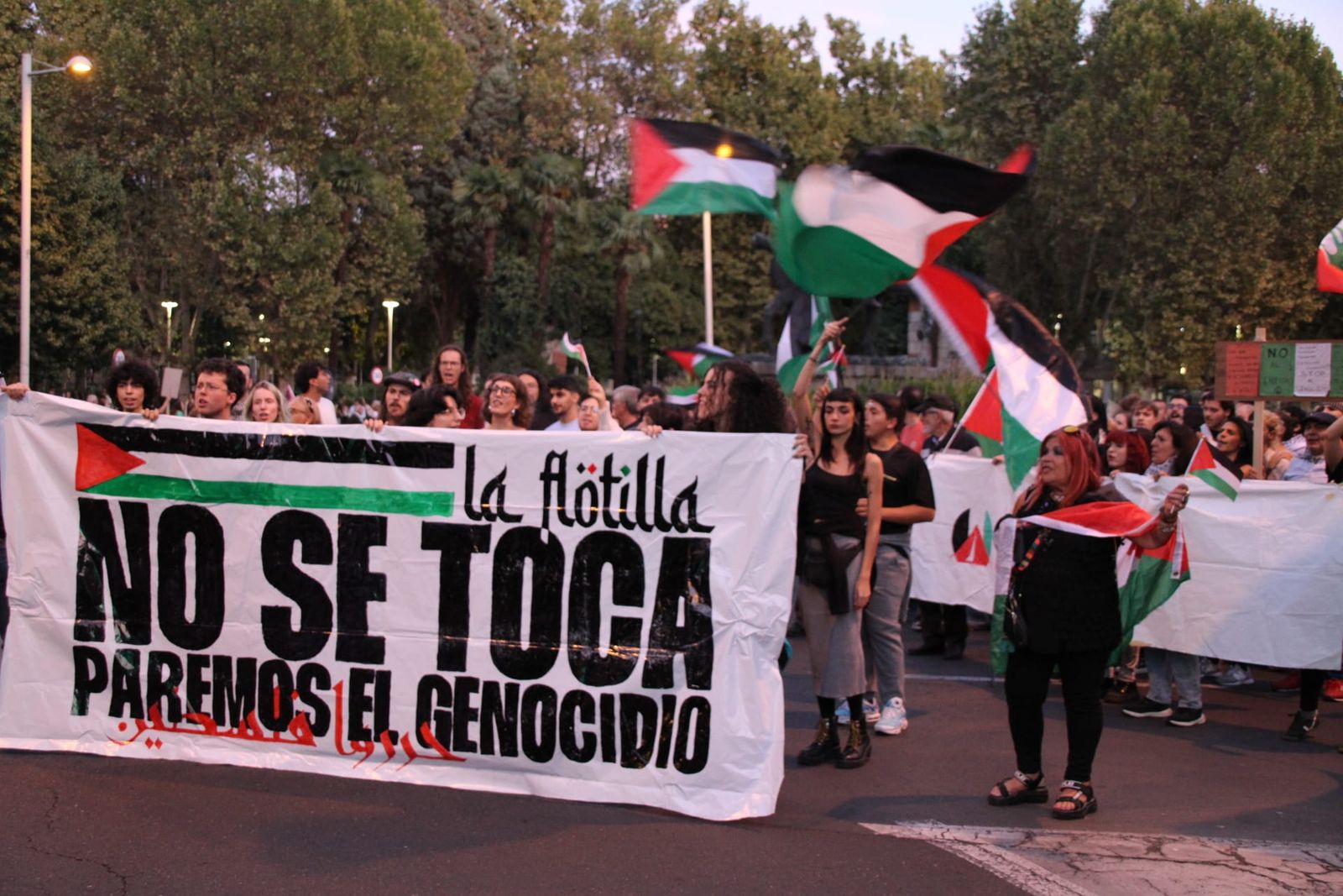 Medio millar de personas se manifiestan en Salamanca en apoyo a Palestina y la flotilla