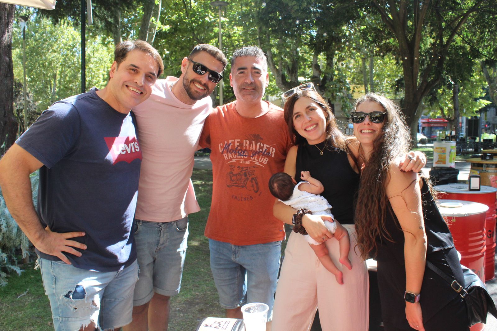 Ambiente en la Feria de Día en el mediodía de este martes