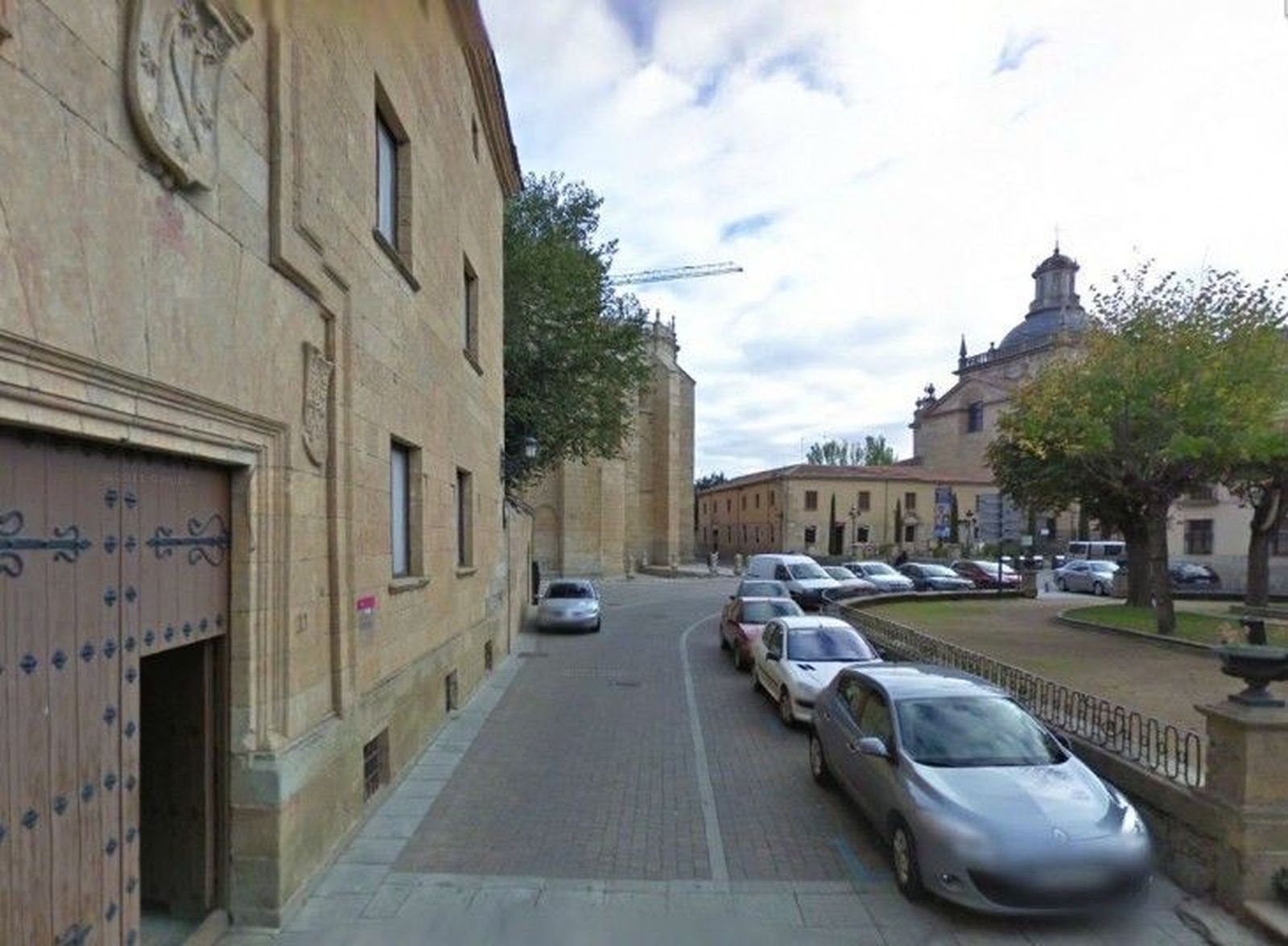 El Ayuntamiento aprueba una nueva parada de taxi en San Salvador y Herrasti