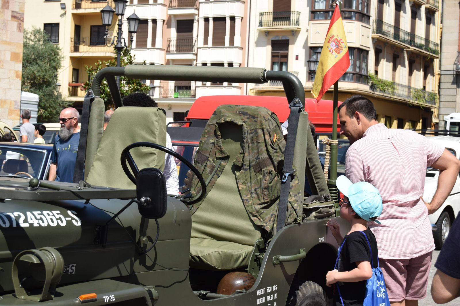 xxi-concentracion-internacional-de-citroeen-2cv-y-clasicos-29