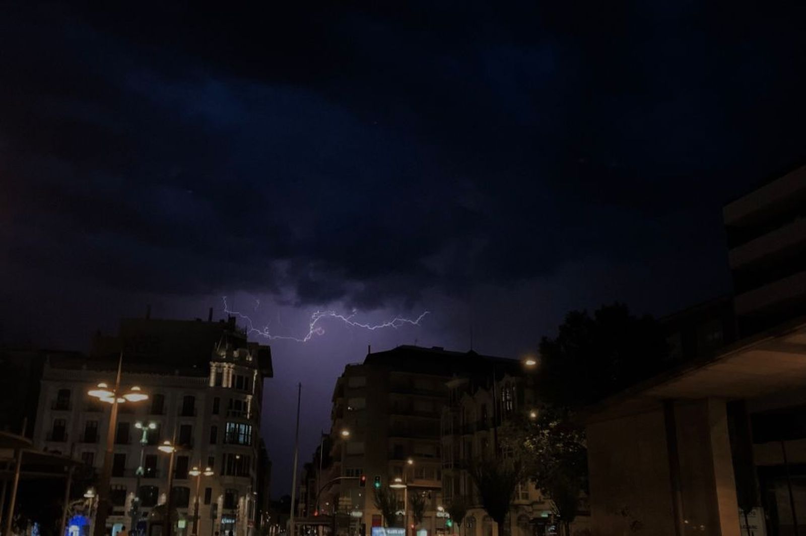 Imagen de la  tormenta en Zamora. Foto: María Lorenzo