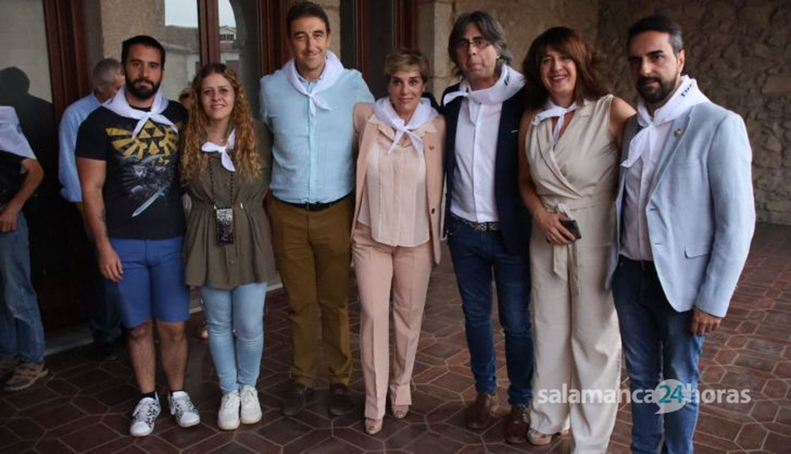 Encuentro de peñas con charanga y Pregón Anabel Alonso