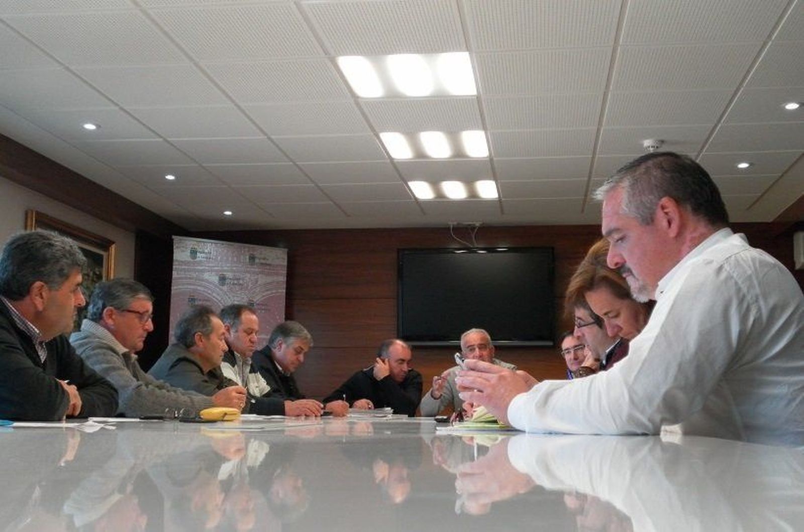 Nada nuevo bajo el sol en la sesión de la Lonja