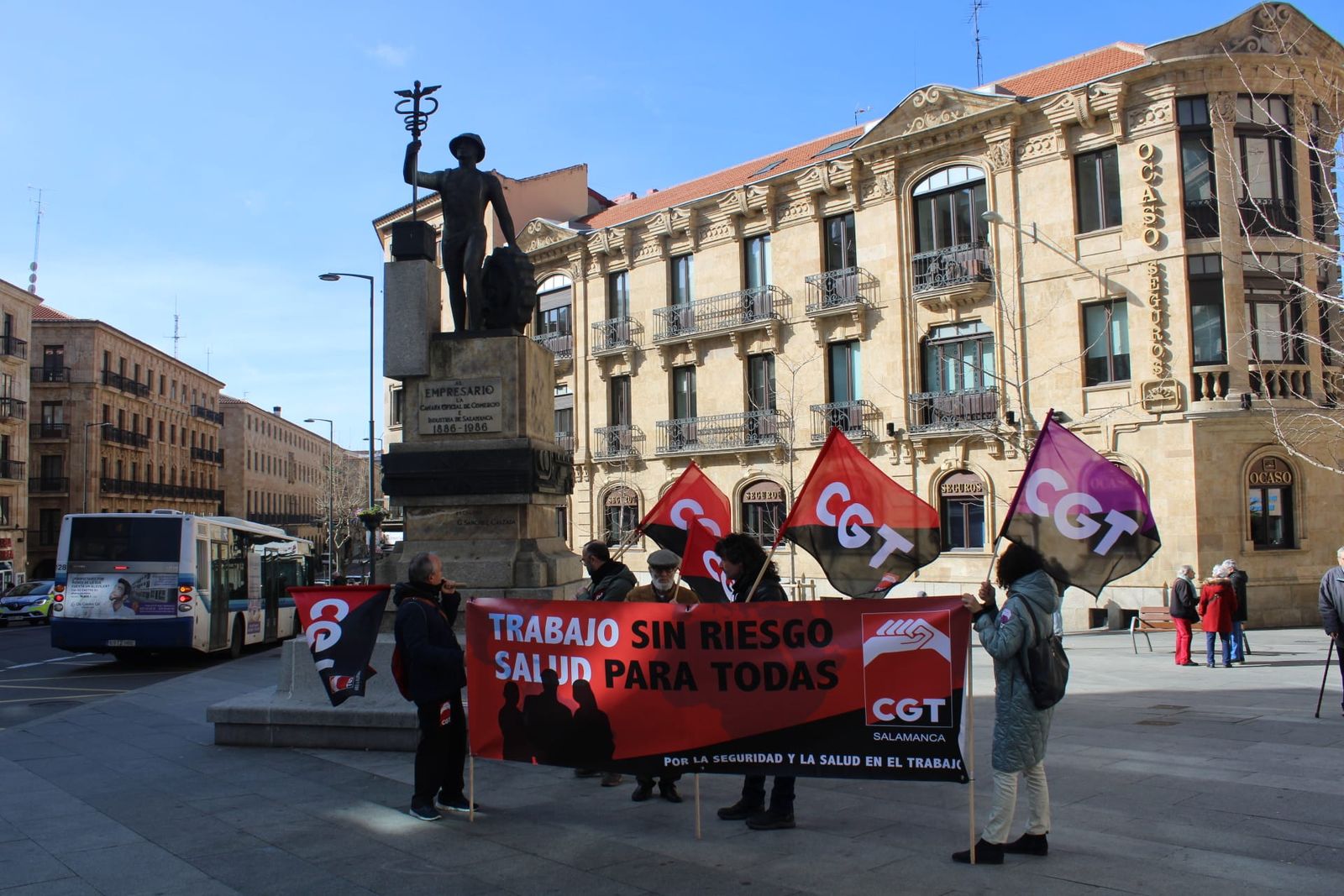 concentracion-reivindicativa-muerte-laboral-en-penaranda-14