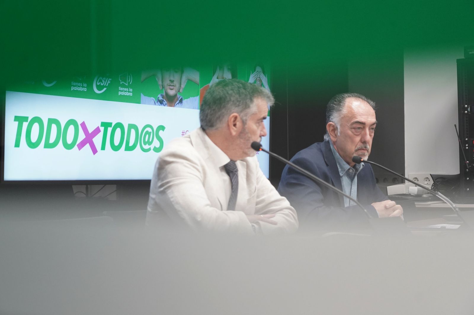 El presidente autonómico del sindicato, Benjamín Castro, y el secretario de Acción Sindical, Ángel Barrigón - Rubén Cacho (ICAL)