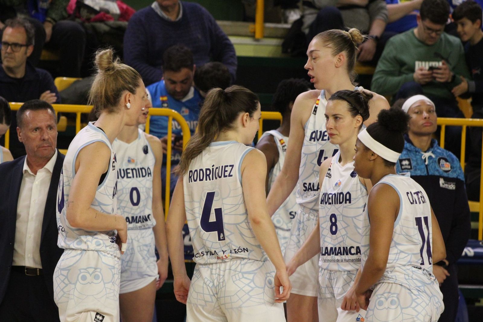 Perfumerías Avenida - Uni Gyor