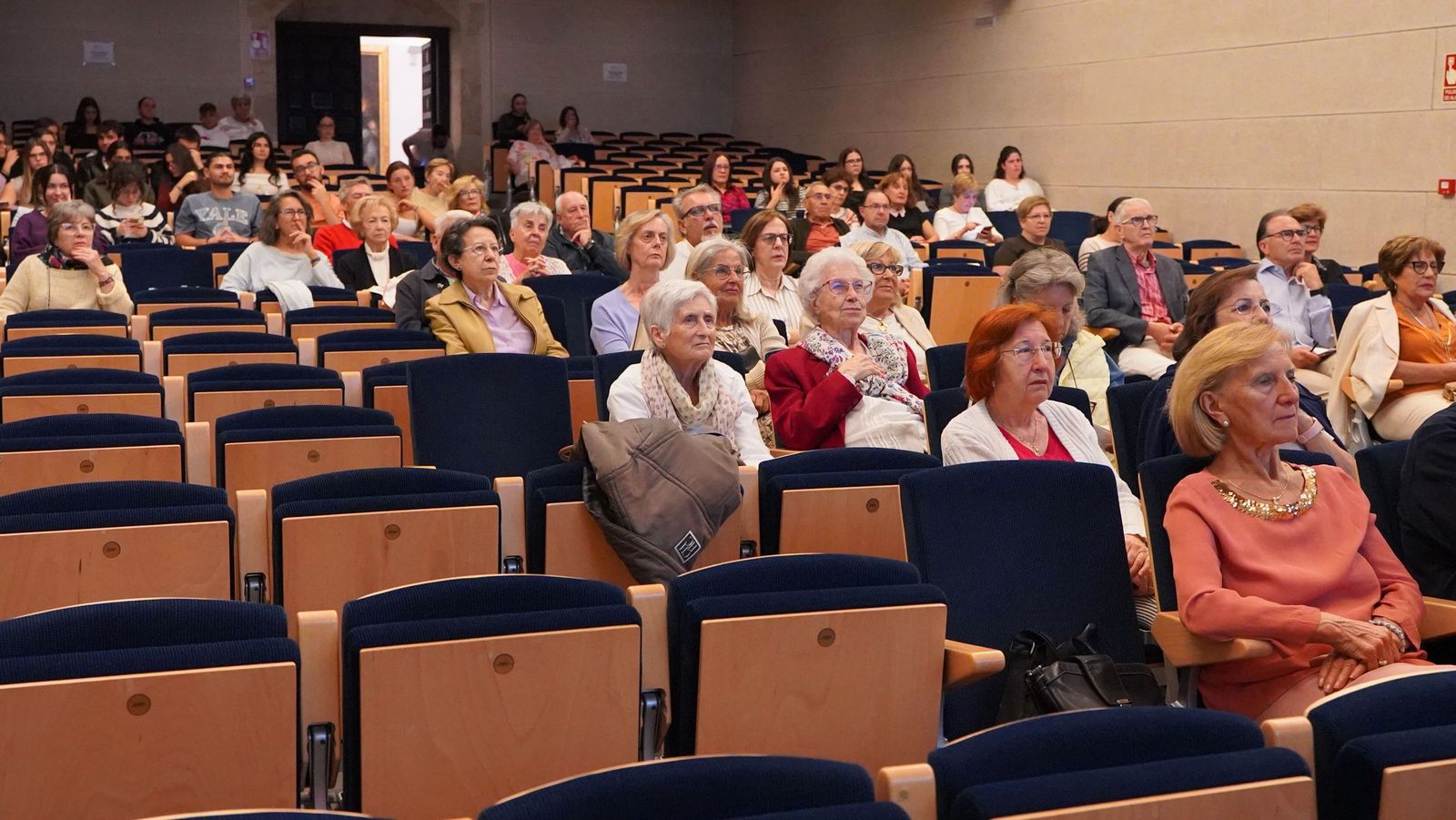 La UPSA y el Ayuntamiento de Salamanca celebran el Día Internacional de las Personas Mayores