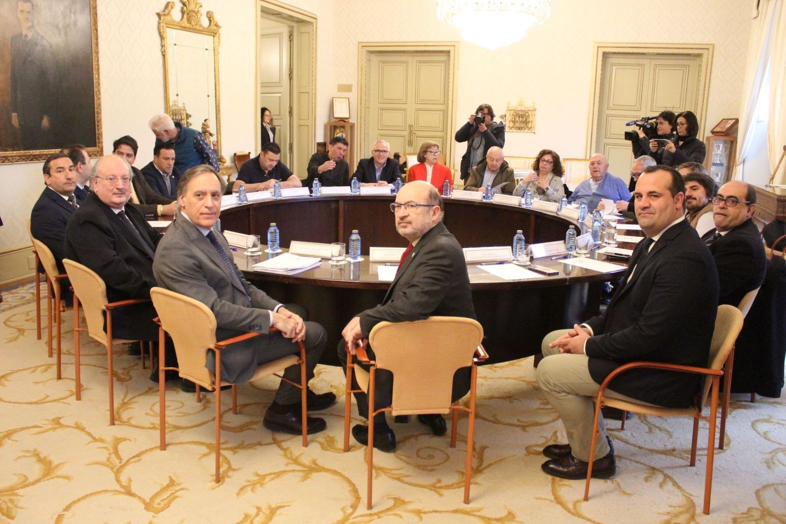 Reunión para de la Mesa en Defensa de las Conexiones Ferroviarias