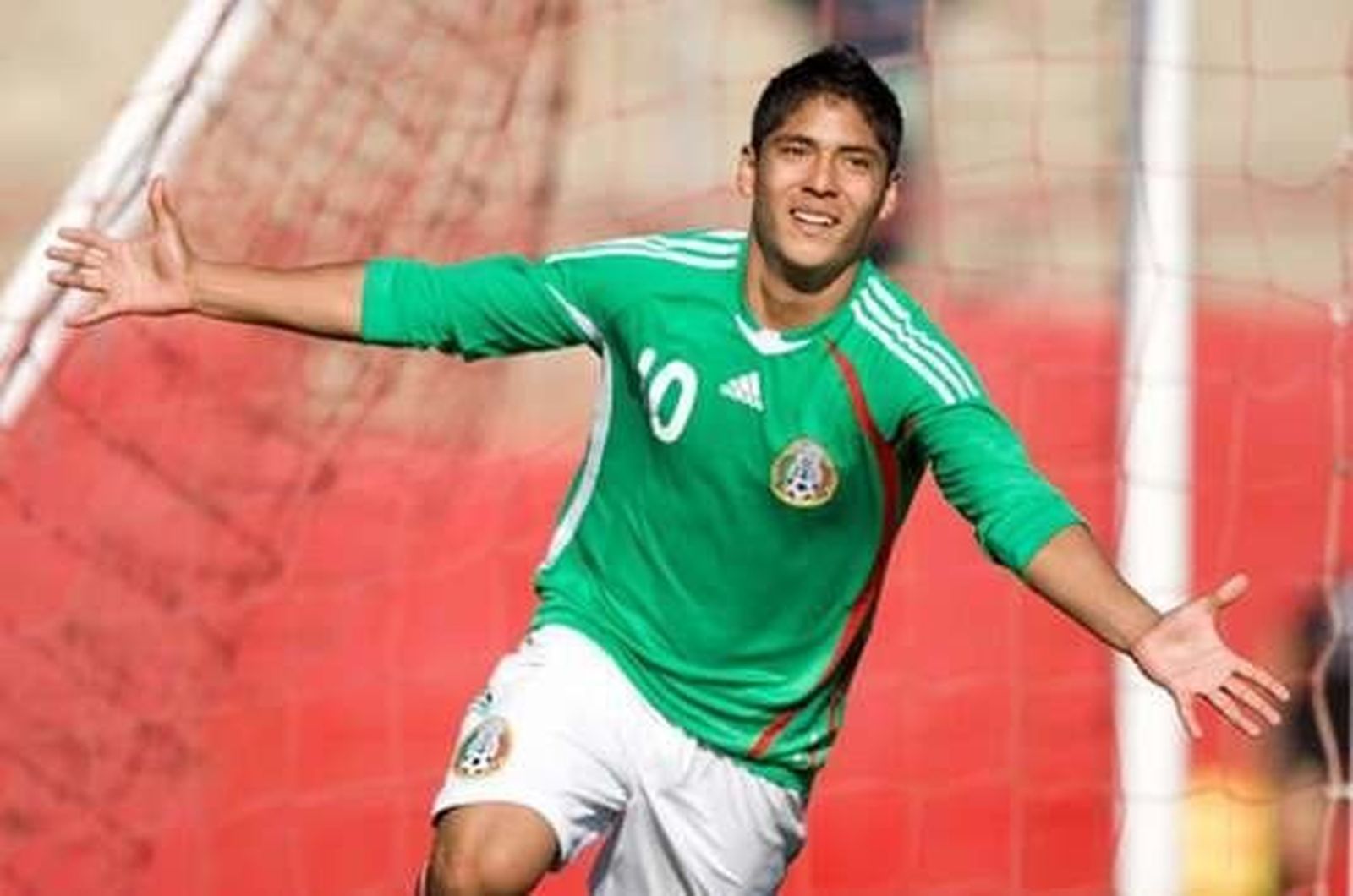 El Salmantino oficializa el fichaje del mexicano Martín Galván