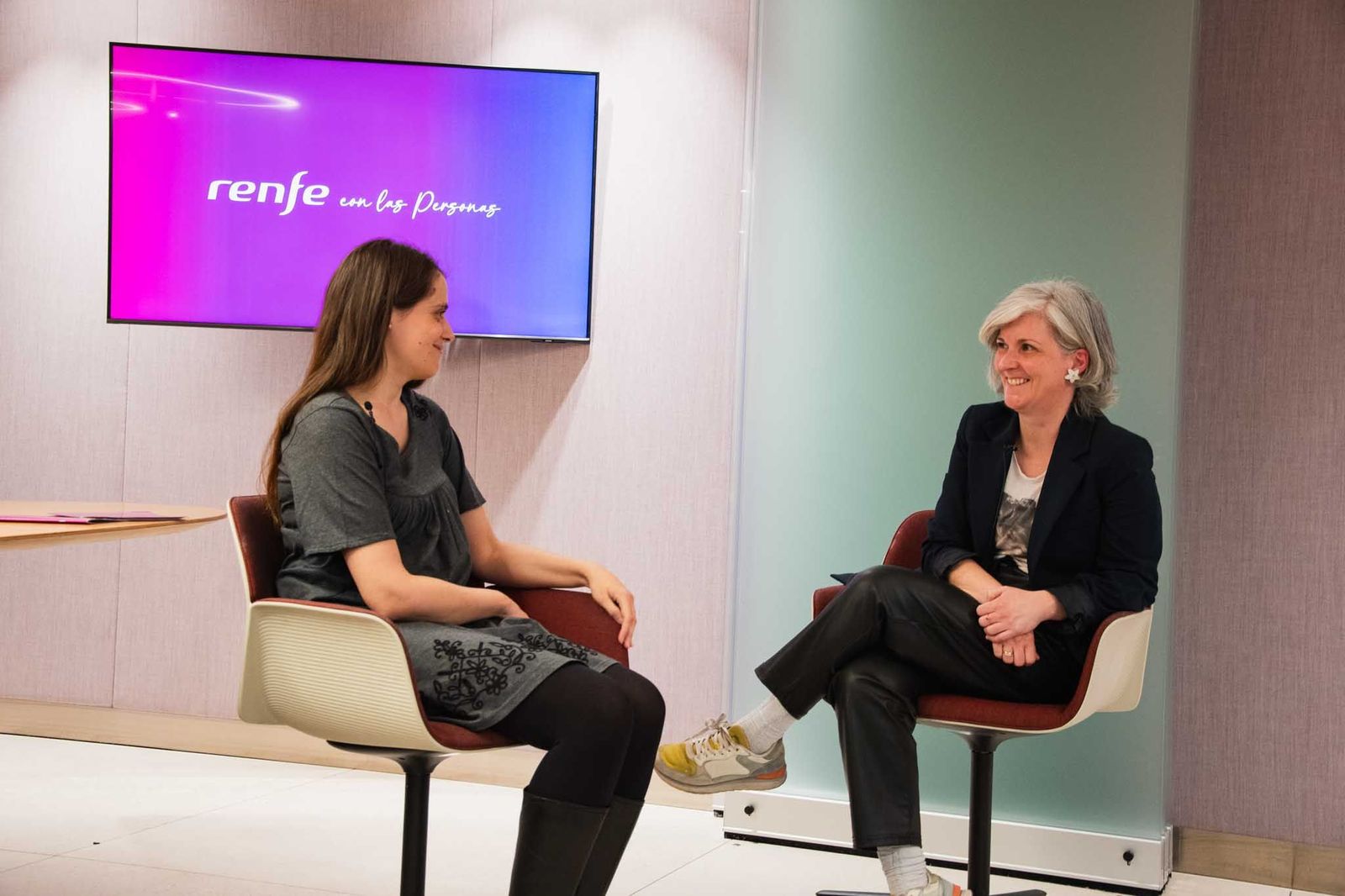Renfe se suma al Día Mundial de Concienciación sobre el Autismo en sus ‘Conversaciones para la Inclusión’
