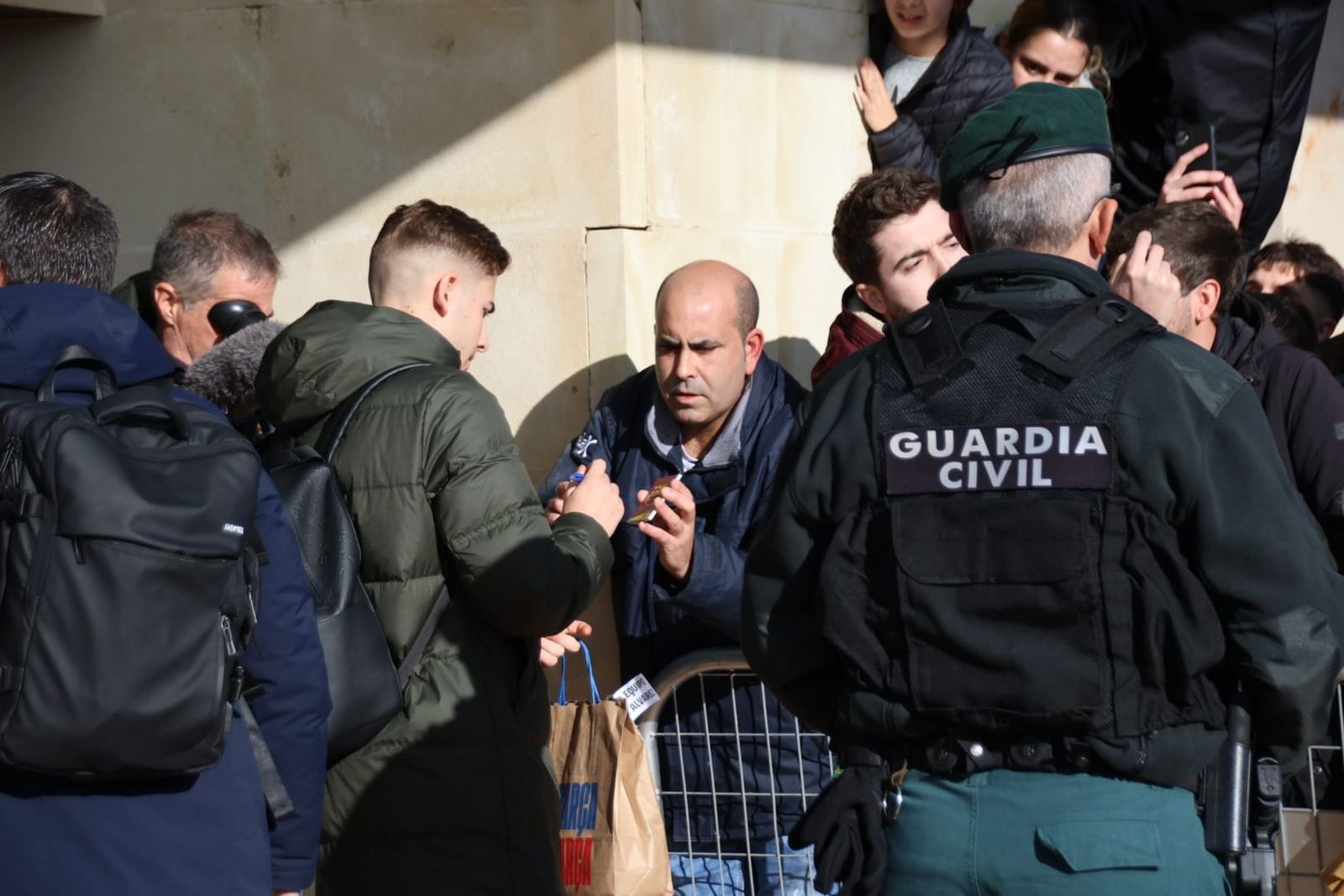 whatsapp-image-2024-01-18-at-11-37-07-2