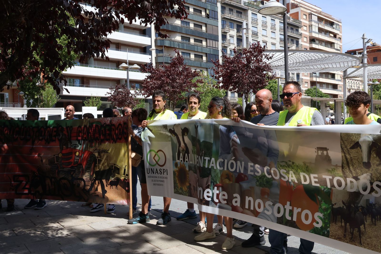 Marcha silenciosa en homenaje a David Lafoz (21).JPG