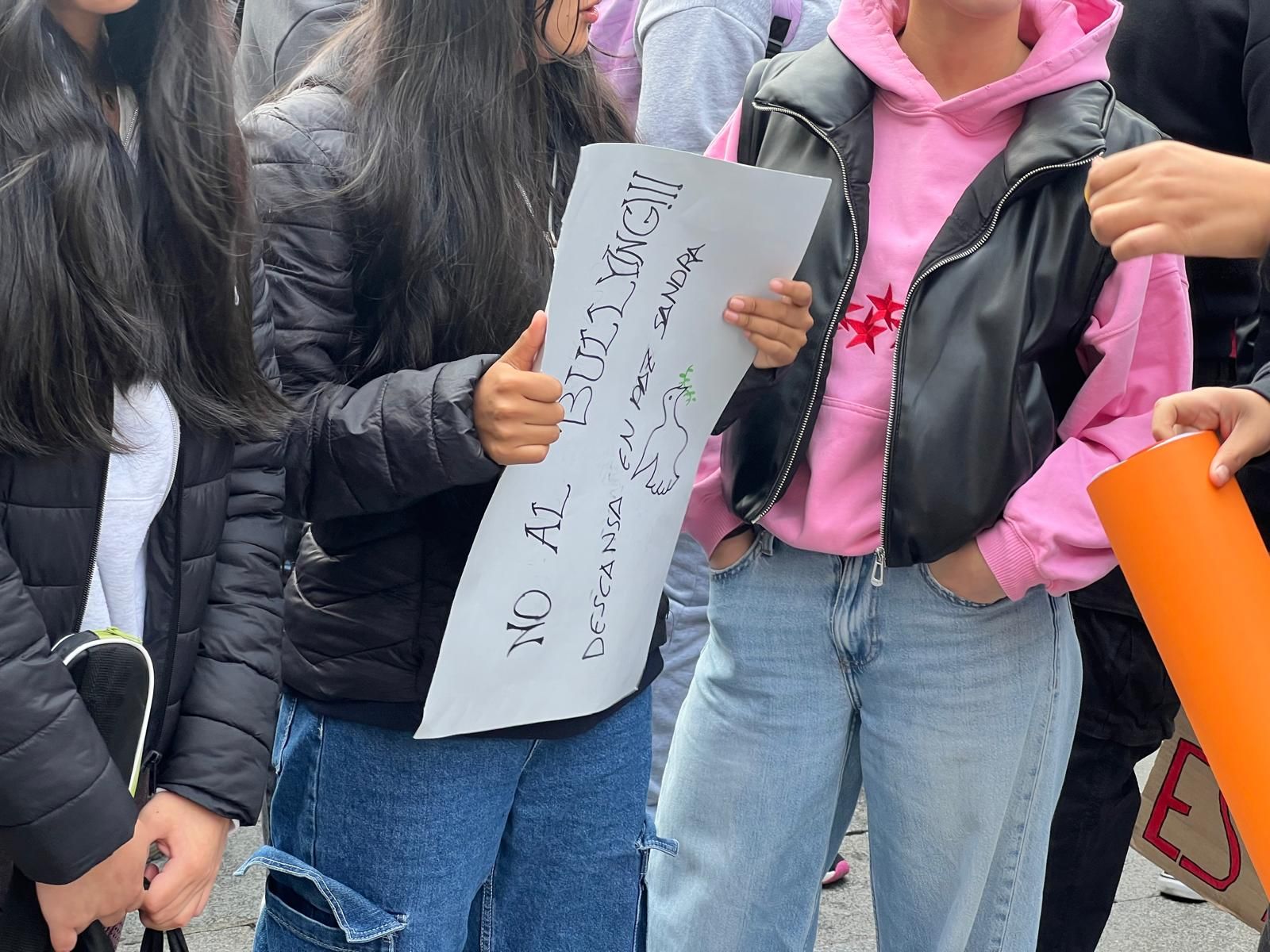 El Sindicato de Estudiantes de Salamanca reune a más de cien personas para poner "freno" al acoso escolar