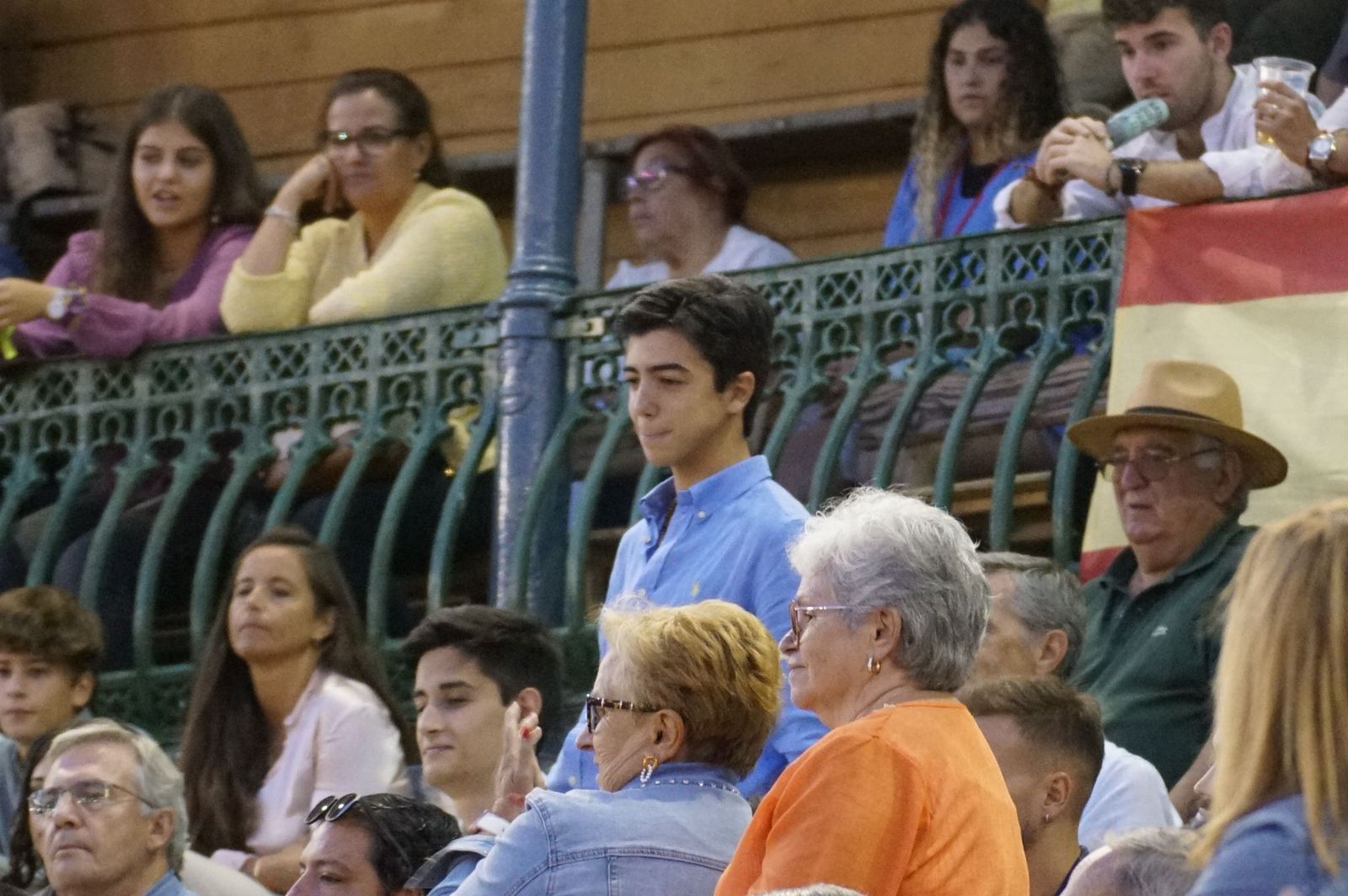 Clase práctica con alumnos de la Escuela de Tauromaquia de Salamanca (Diego Mateos, Noel García y Álvaro Rojo con erales de Esteban Isidro)
