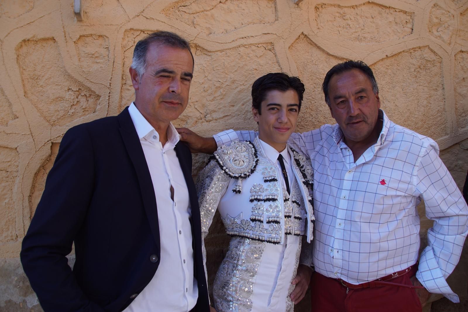 whatsapp-image-2024-09-14-at-18-37-45-1