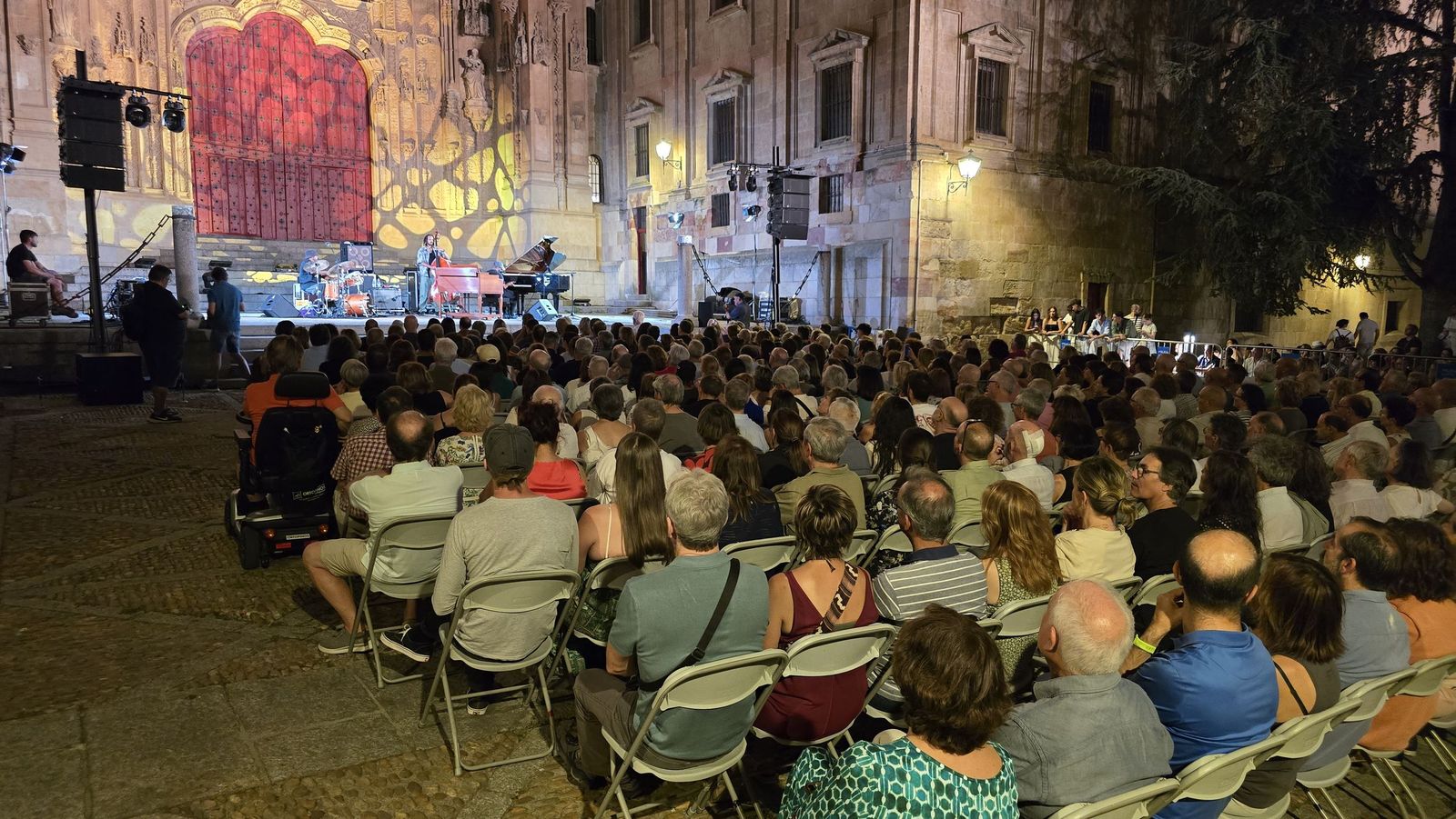 Concierto de jazz del grupo Sullivan Fortner y Peter Bernstein en el Patio Chico de Salamanca
