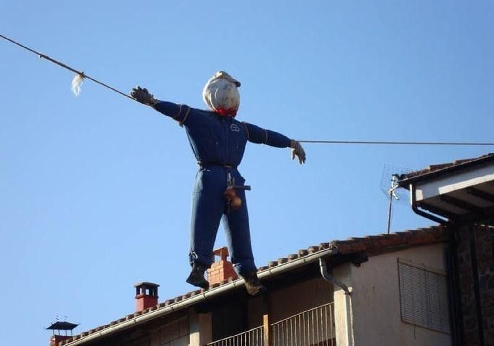 El pueblo celebra 'El escarnio de Judas'