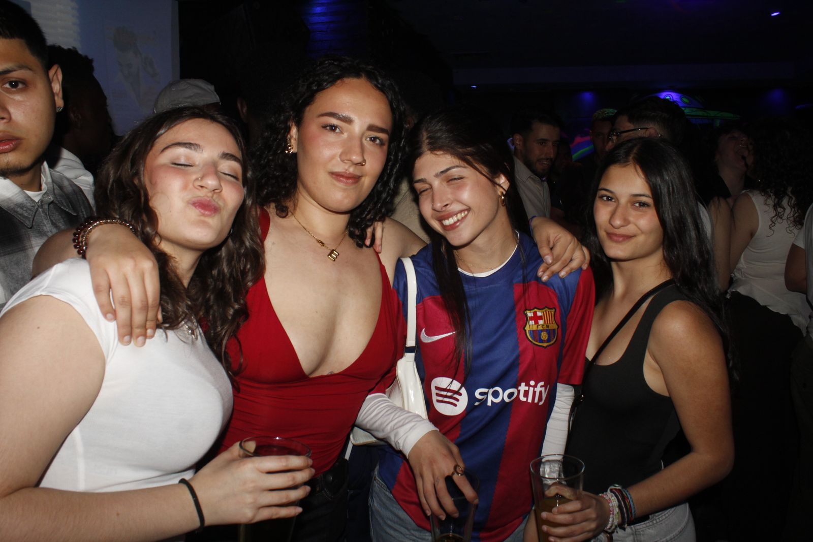 Salamanca de noche, sábado 4 de abril