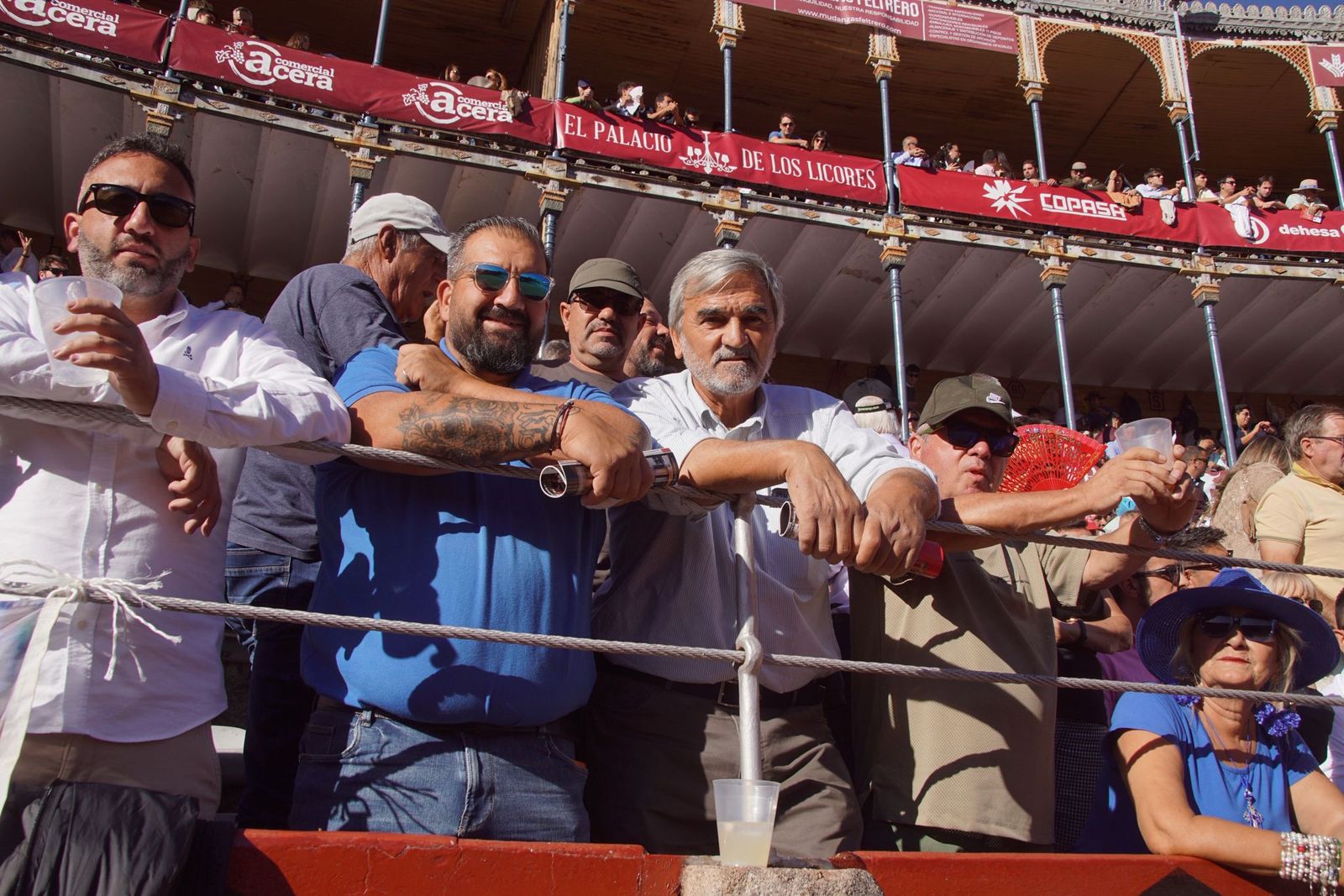 Así ha vivido la afición salmantina el adiós a la feria desde los tendidos: imágenes del ambiente en la corrida concurso