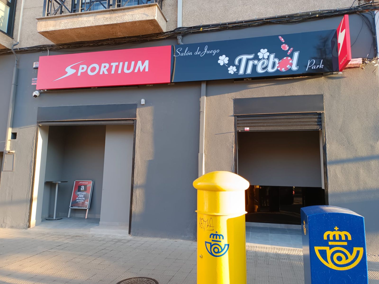 Imagen del salón de juegos ubicado en la calle Obispo Nieto