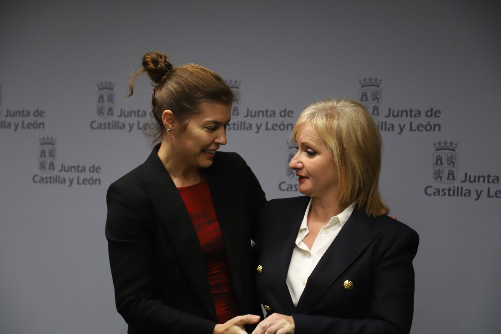 Clara San Damián cede el testigo a Leticia García como nueva delegada territorial de Zamora