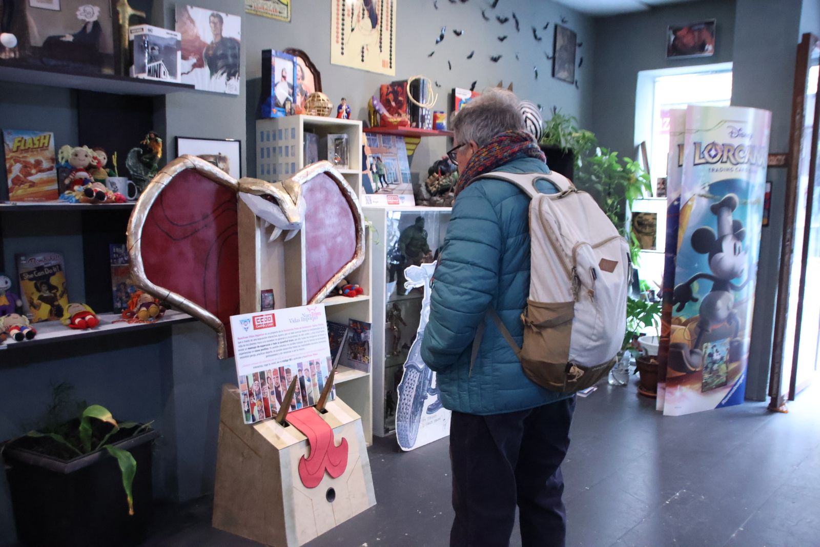 Exposición sobre la infancia de personas transexuales