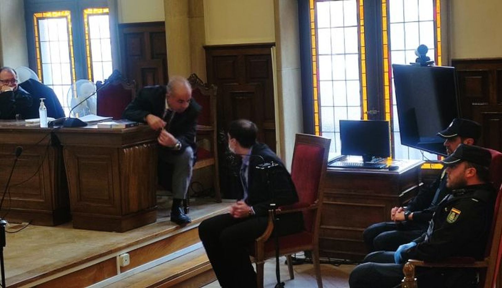 Comienza el juicio contra el 'pistolero de Garrido' (5)
