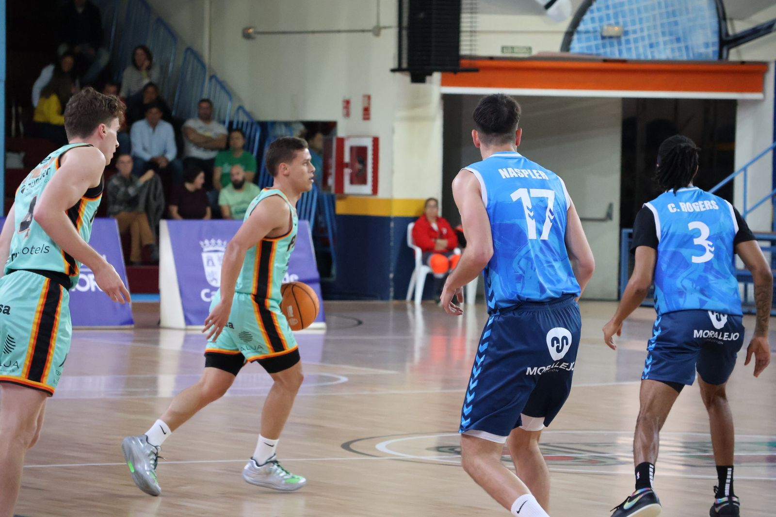 GALERÍA | El CB Zamora recibe en el Ángel Nieto al Basket Mallorca Palma en busca de la victoria