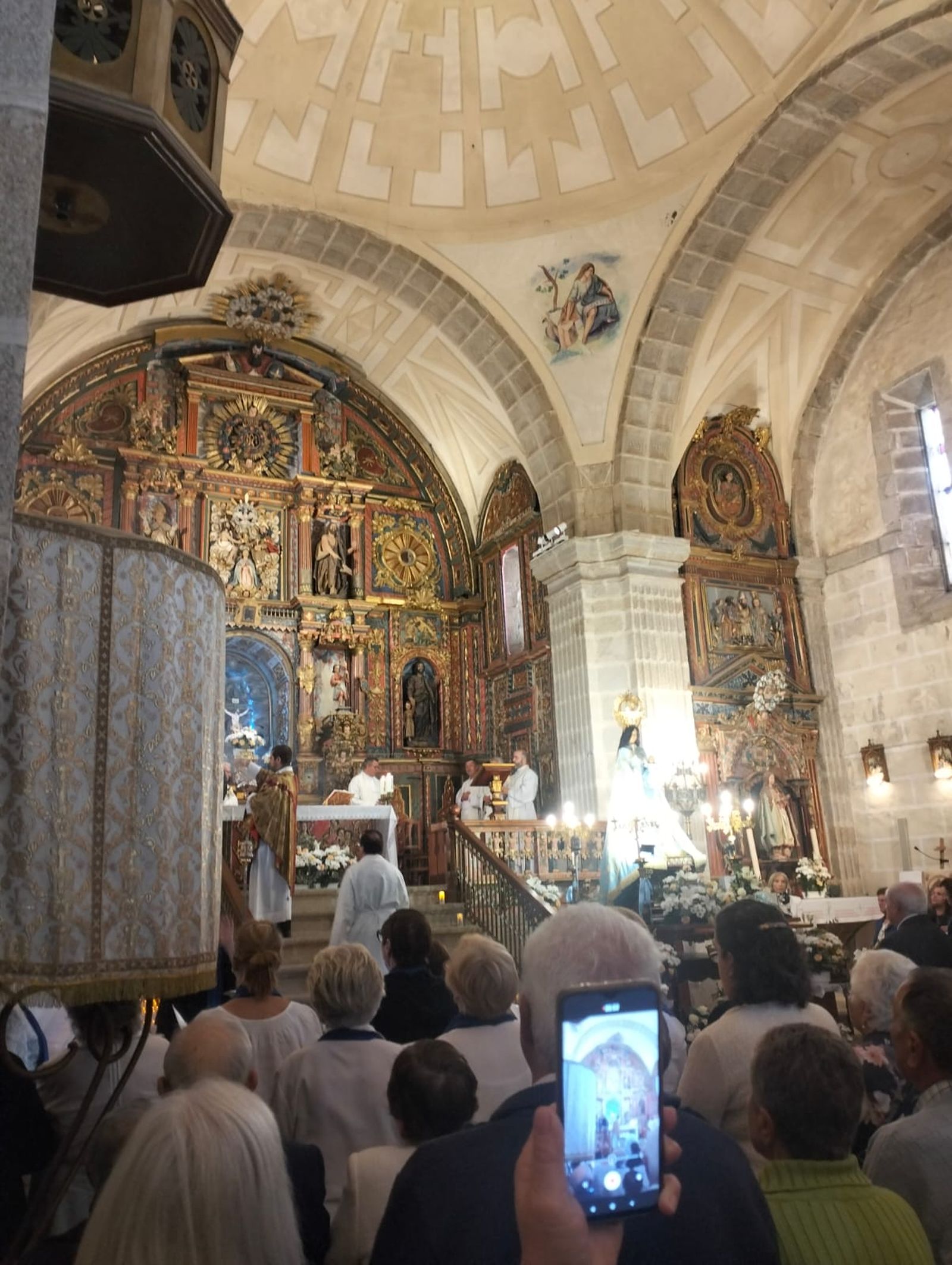 Fiesta y reivindicación en la romería de Nuestra Señora de los Remedios en Sanabria
