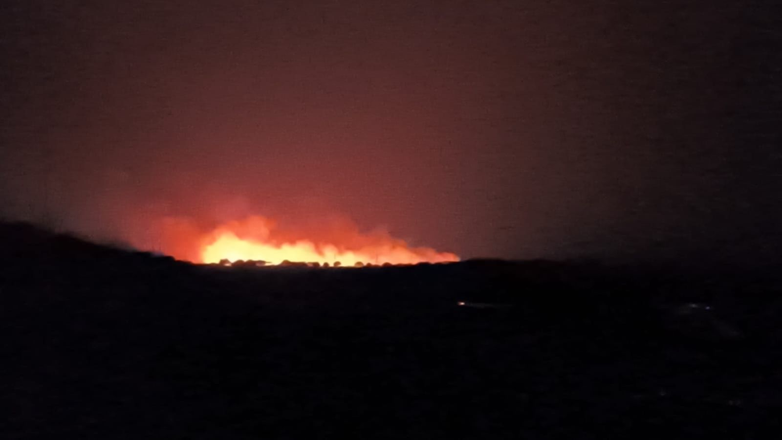 Imagen del incendio de Castillejo desde La Maya