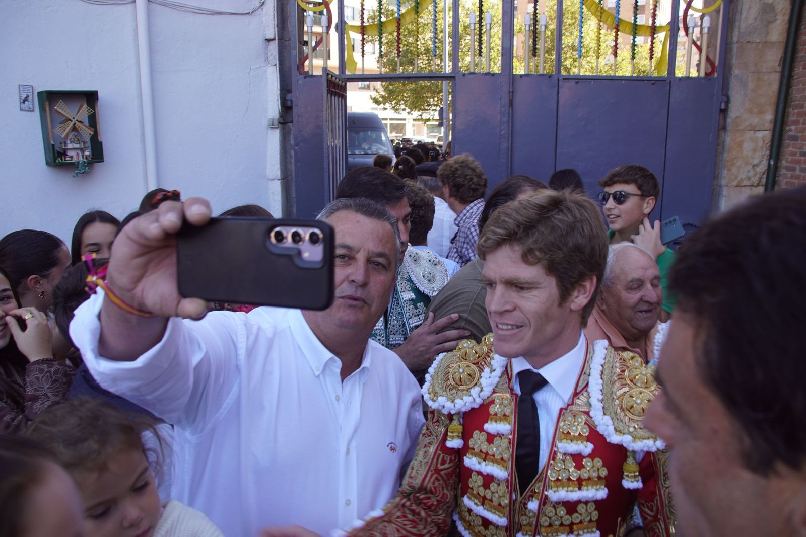 Así ha vivido la afición salmantina el adiós a la feria desde los tendidos: imágenes del ambiente en la corrida concurso