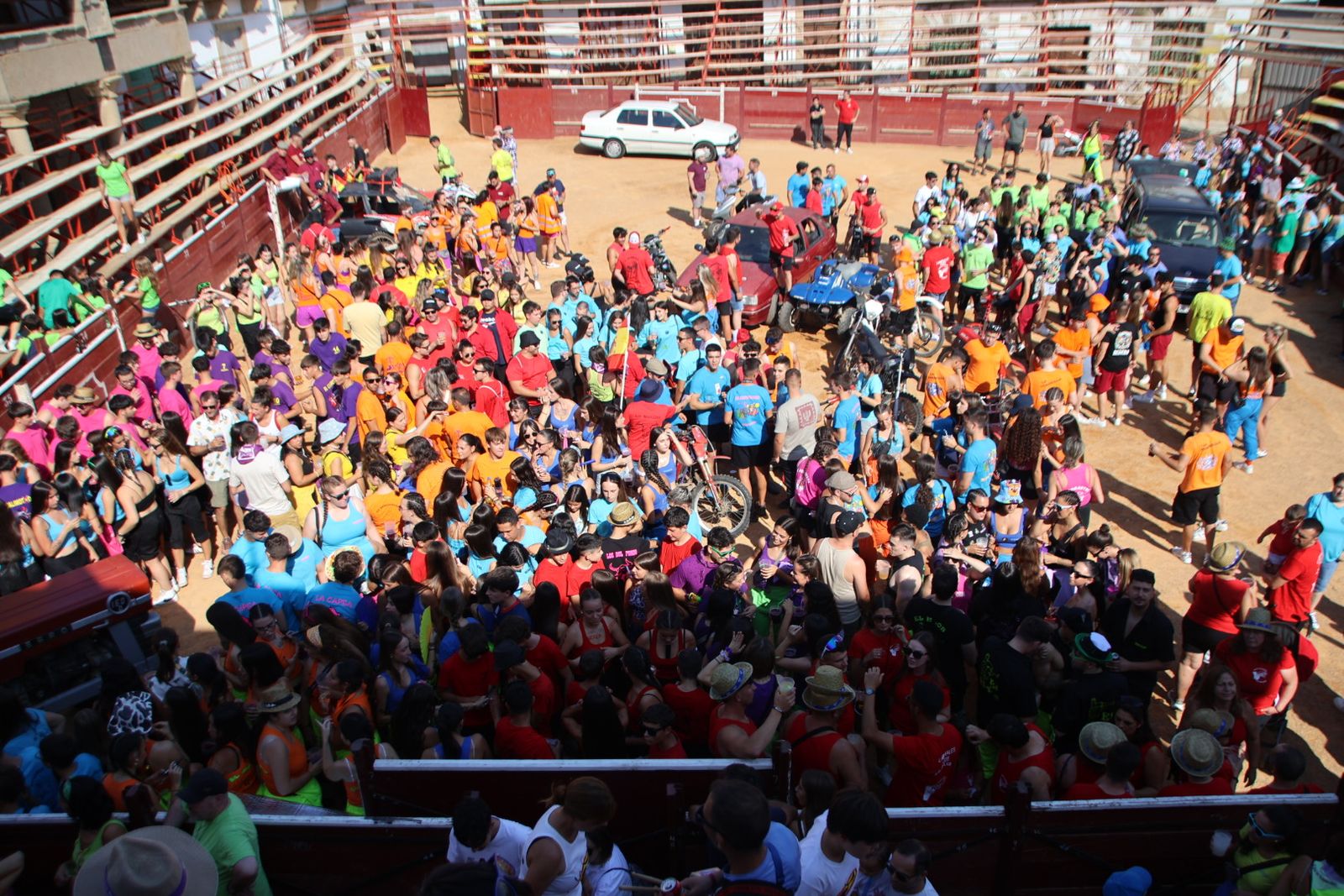Lumbrales, encuentro de peñas, chupinazo