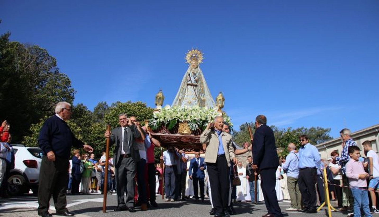 Misa y procesión en Bejar 