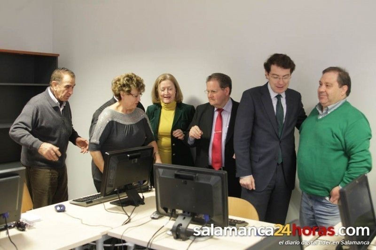 Visita del alcalde a talleres de mayores