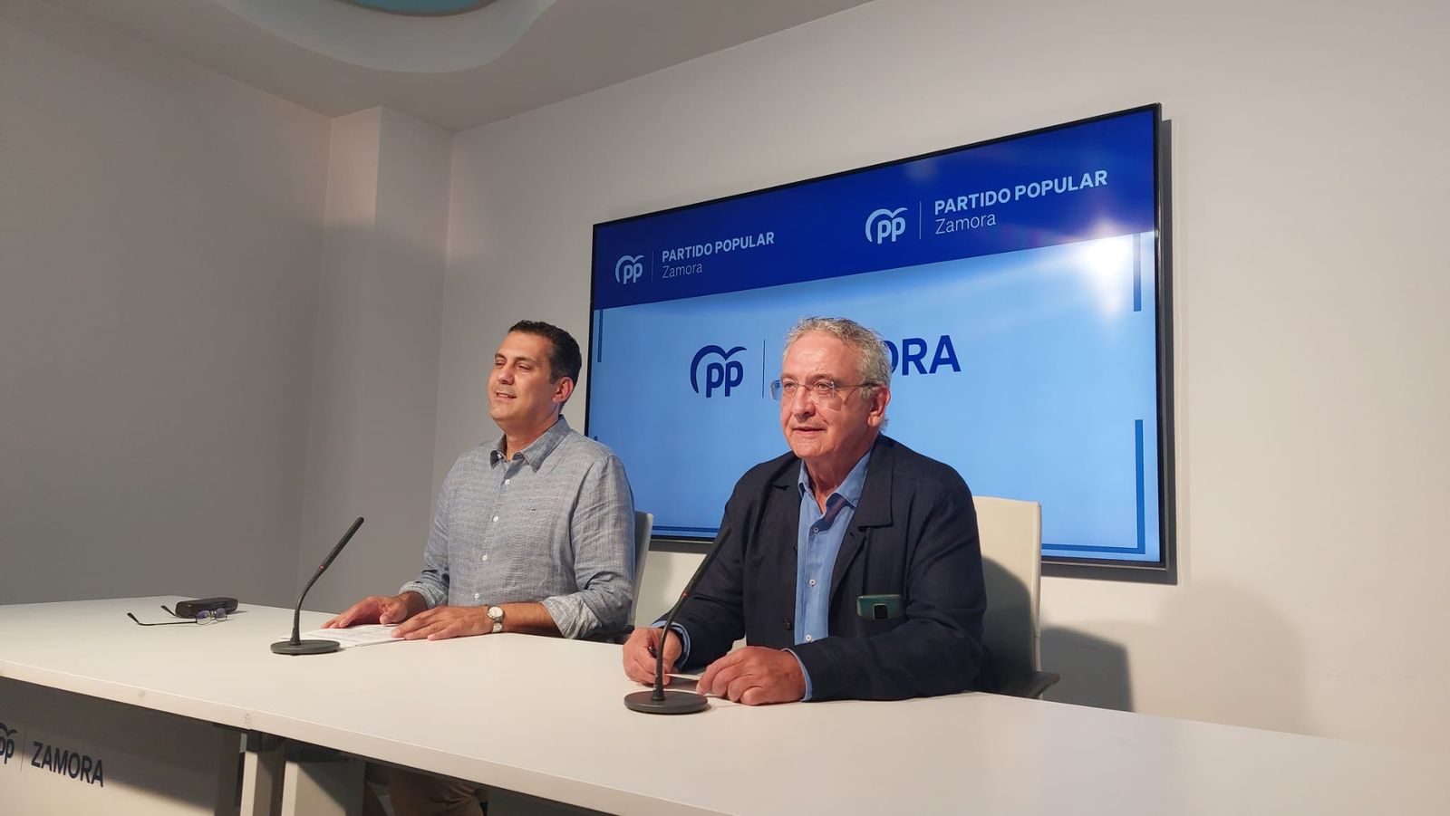 Rueda de prensa del PP en la sede provincial del partido Rueda de prensa del PP en la sede provincial del partido