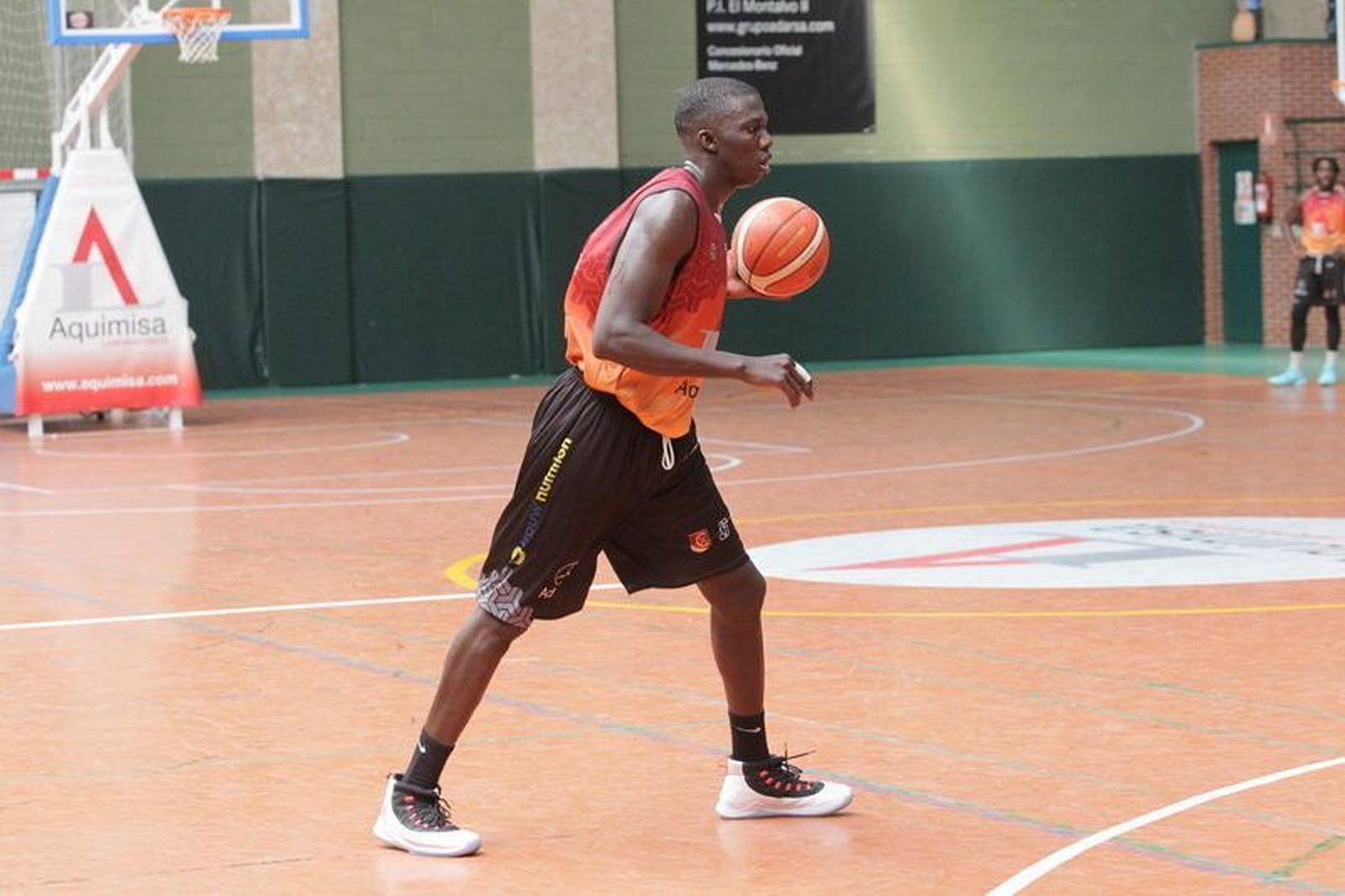 El Carbajosa Basket visita Ponferrada para cortar su mala racha