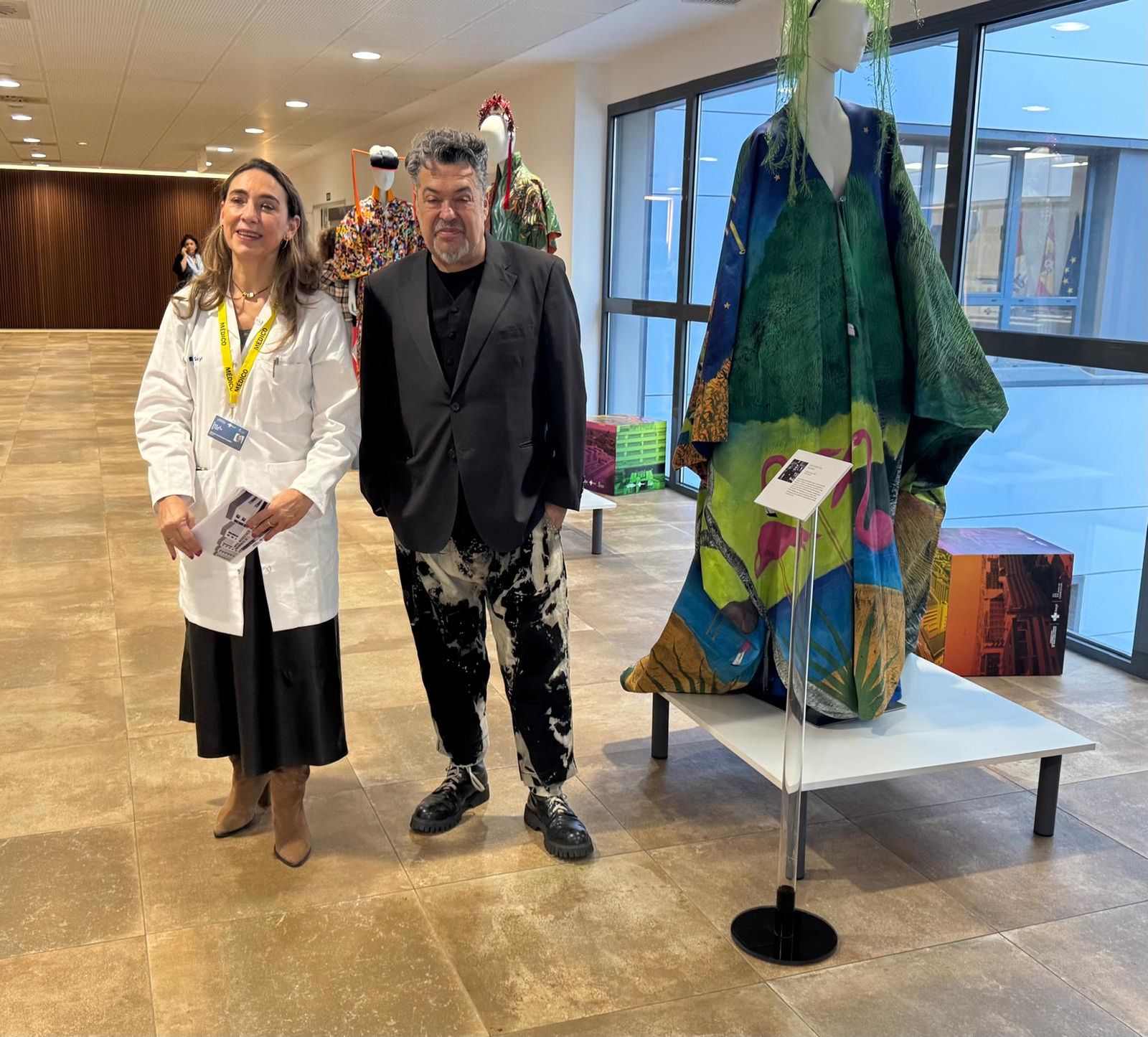 Presentación Fashion Art  en el Hospital Universitario