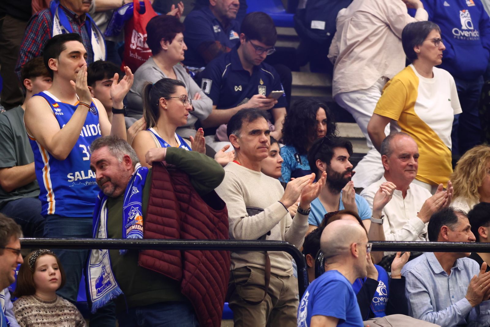 Perfumerías Avenida - Ensino Lugo