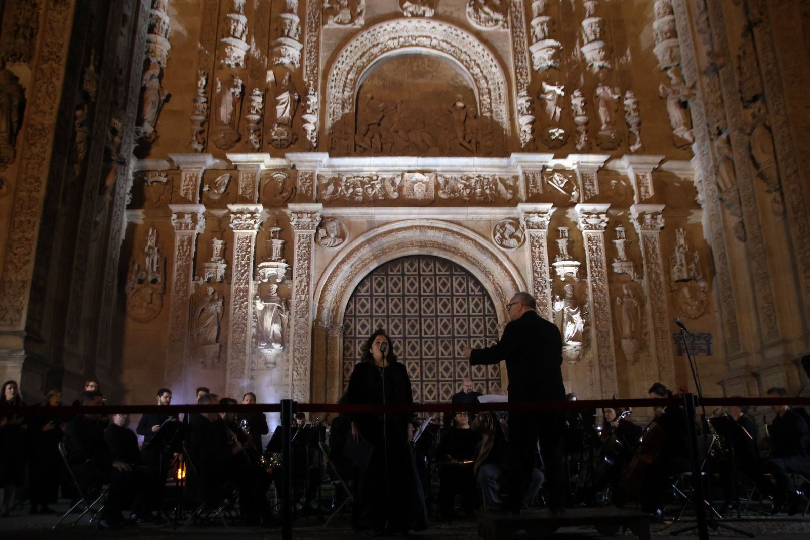 Videomapping en la fachada de la iglesia de San Esteban por la conmemoracion de el V Centenario de la Escuela de Salamanca