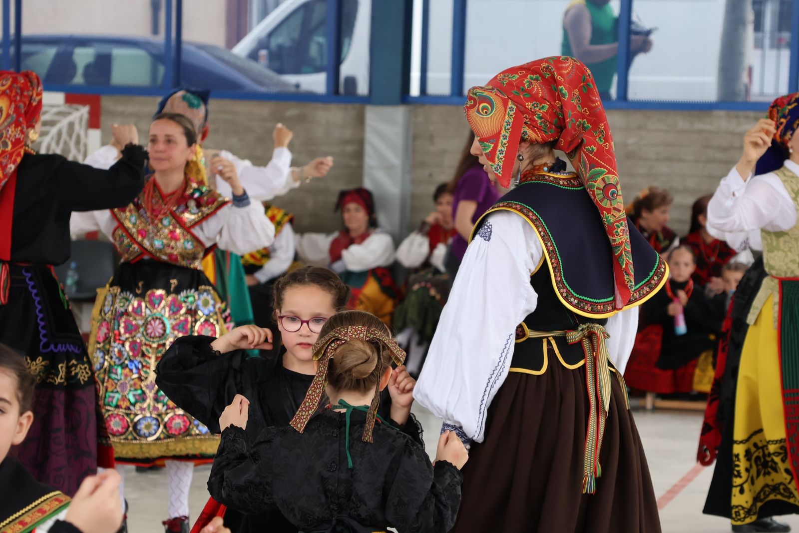 actuacion-fin-de-curso-de-la-escuela-de-baile-dona-urraca-47