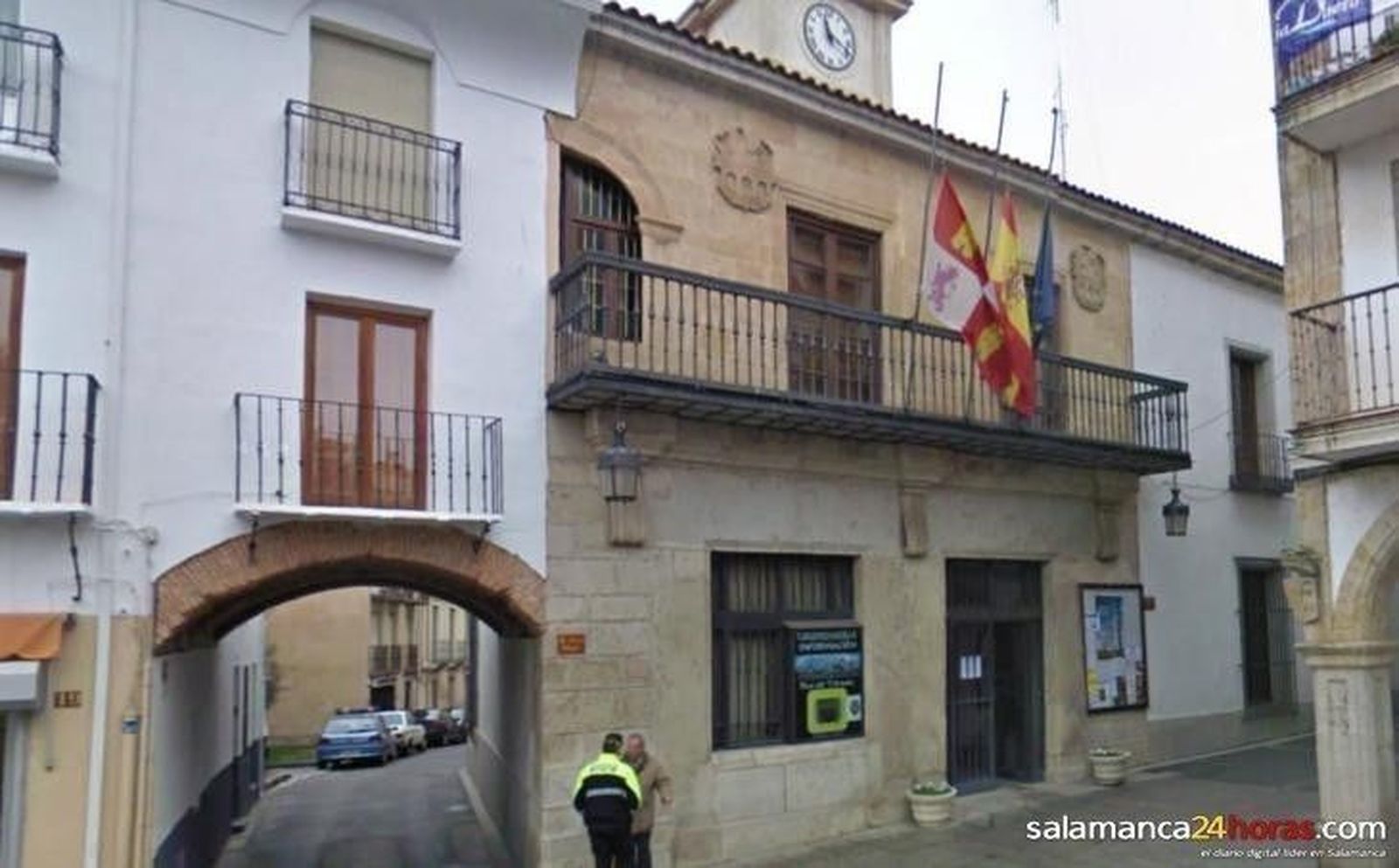 La Concejala de Educación pasa a contar con dedicación mínima de media jornada