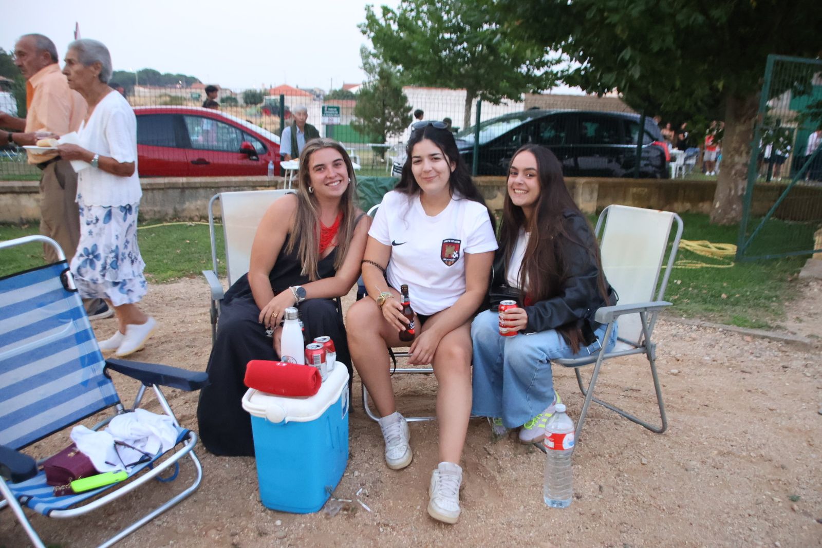 Villagonzalo, cena de chichas en la pista 