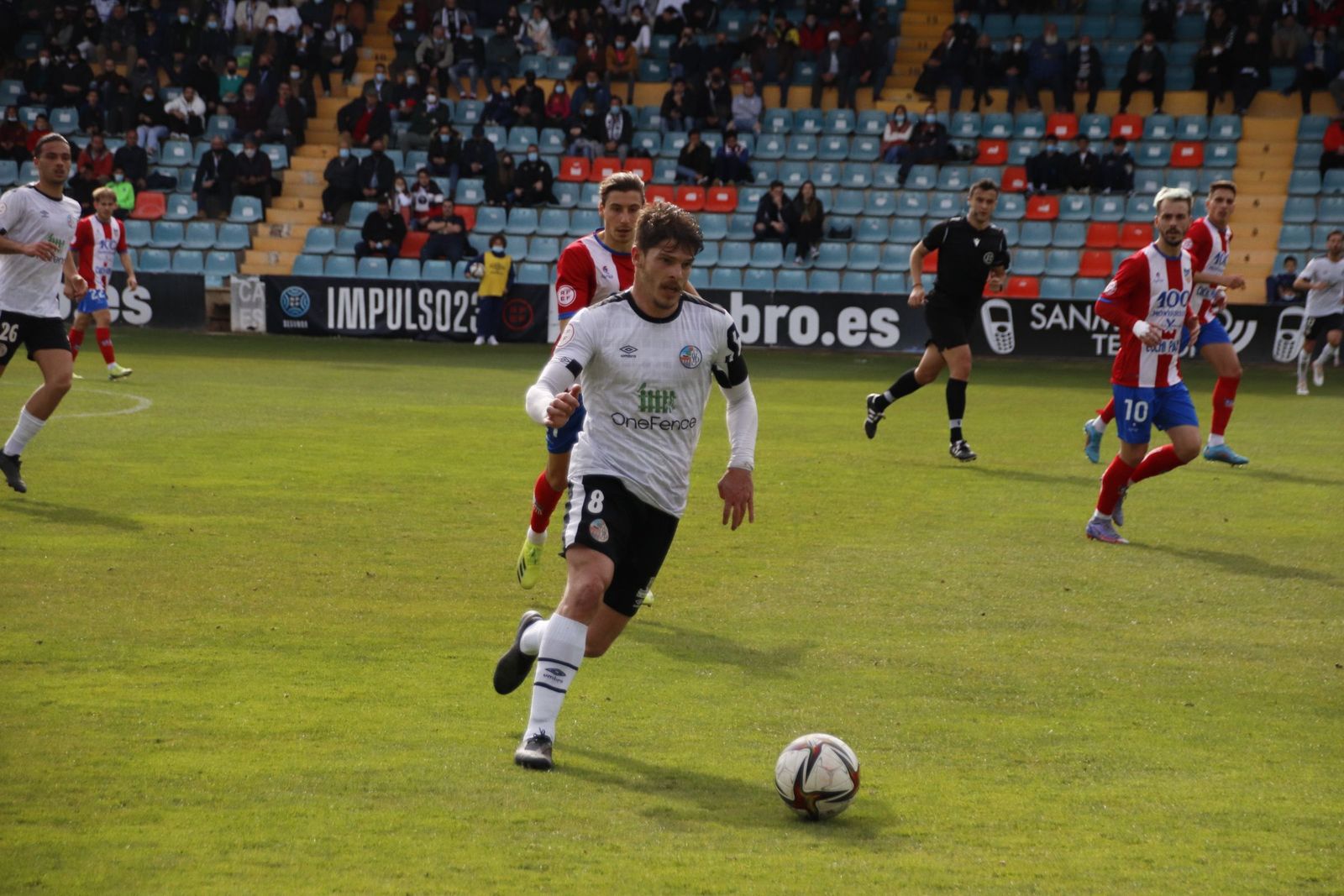 20220327163403-mg-8066